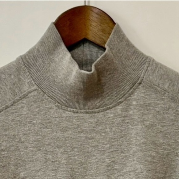 Zara| Grey Mock Turtleneck Cropped Fleece Sweater Sz S - Picture 2 of 4